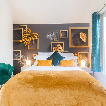 Hébergement de vacances Triplex Exceptionnel 3min Du Metro7 *