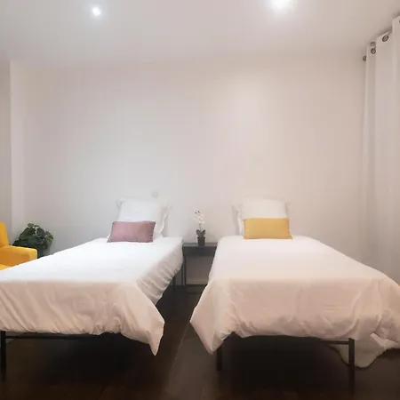 Triplex Exceptionnel 3min Du Metro7 Hébergement de vacances *
