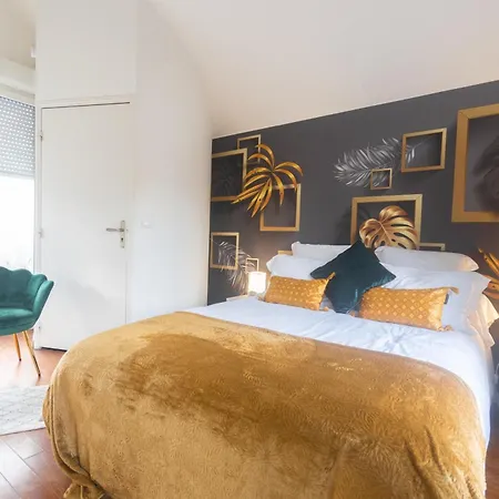 Hébergement de vacances Triplex Exceptionnel 3min Du Metro7 *